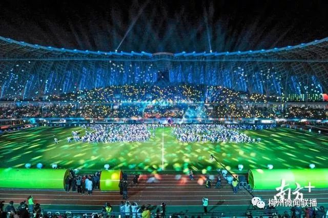 开云APP-一场备受期待的足球盛事的最新报道的简单介绍