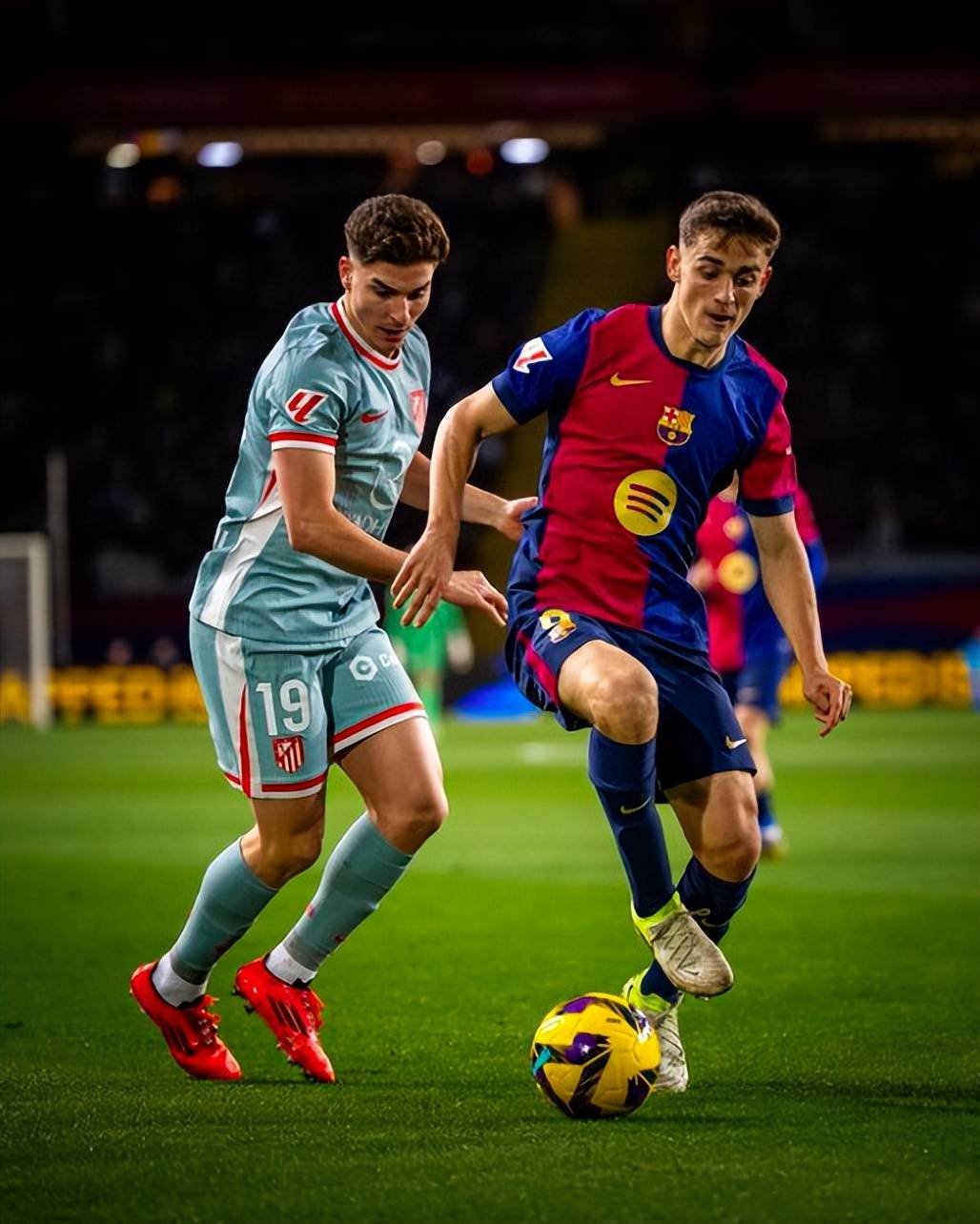 开云体育登录-包含巴萨前锋连场进球，稳步领跑射手榜的词条