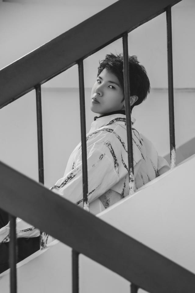 神秘新星闪耀联赛，引发众人瞩目和关注