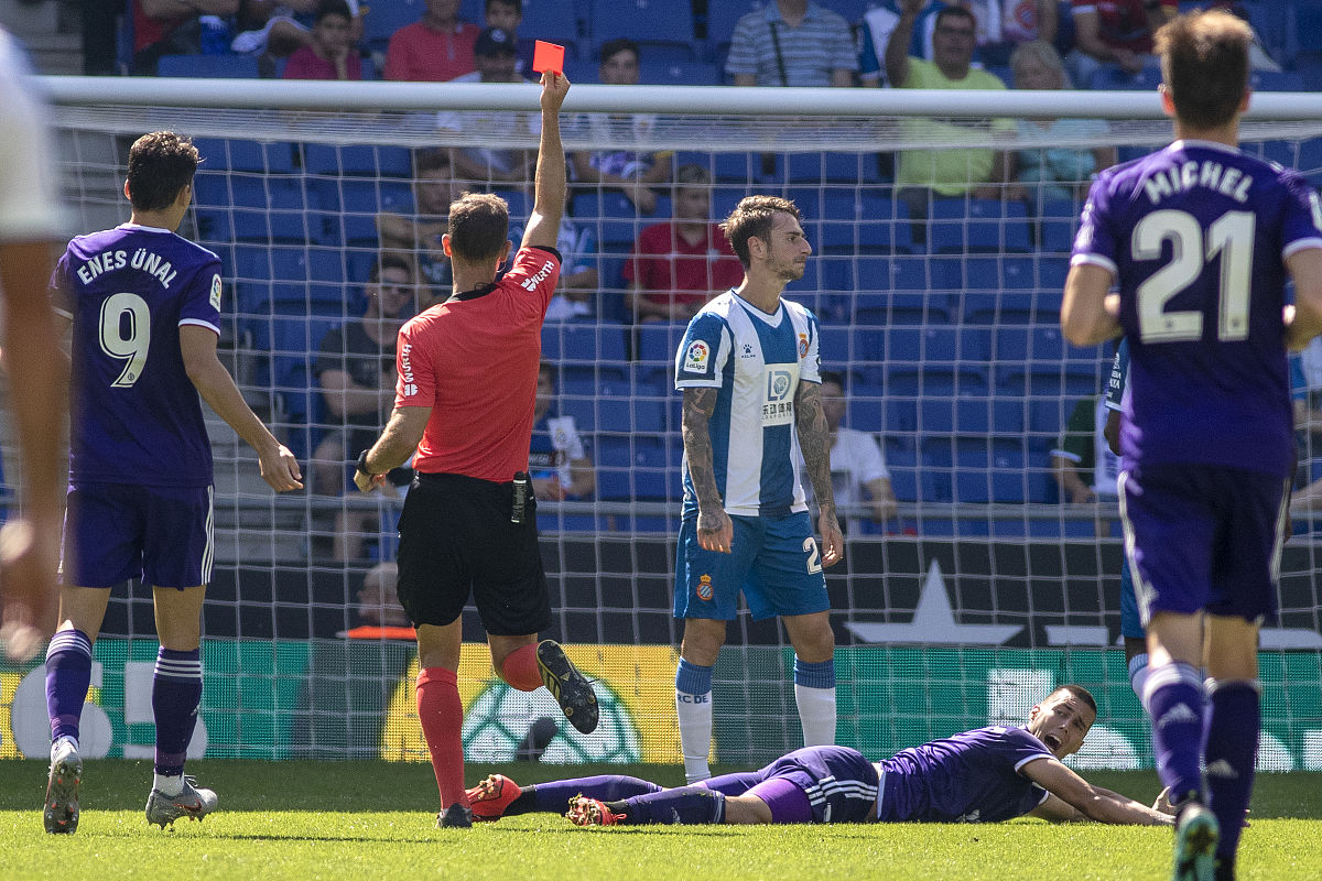 开云APP-阿根廷队意外出局，赛场故事感人