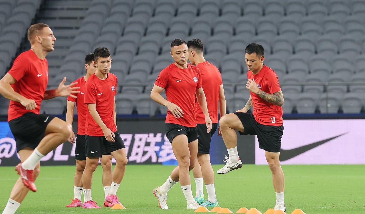 中超球队训练准备，冲击新赛季的冠军