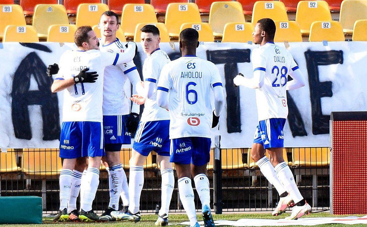 开云体育官网-斯特拉斯堡豪取连胜，稳固领先位置的简单介绍