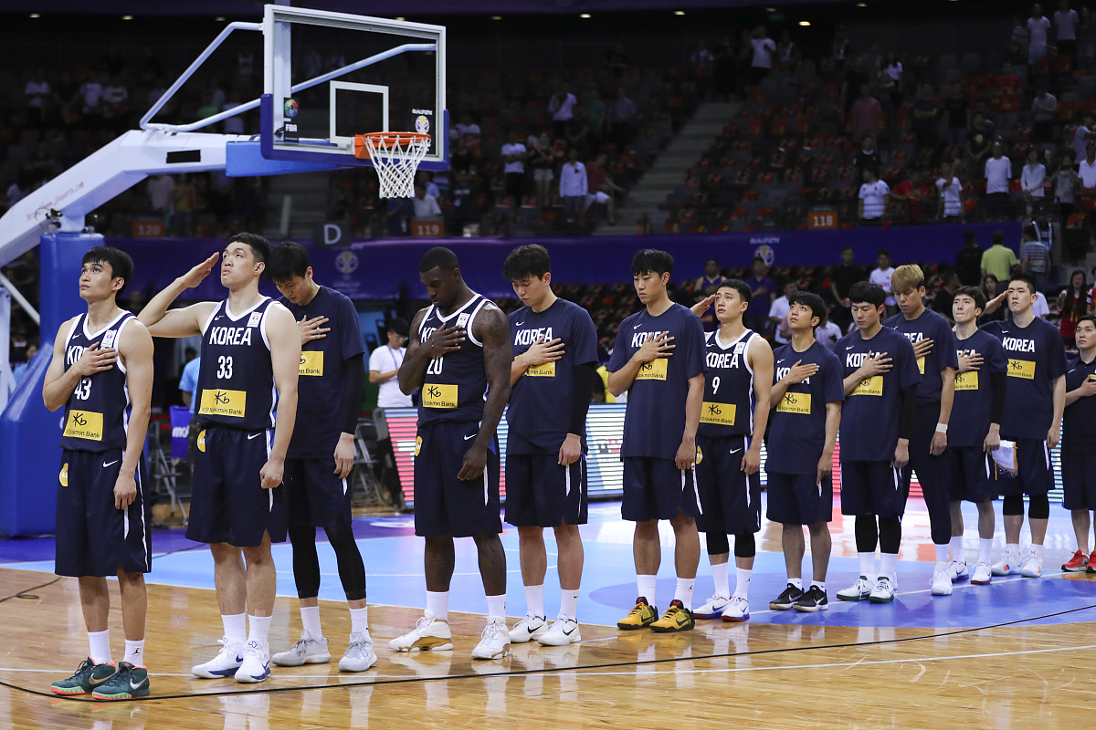 开云体育官方网站-新疆男篮战胜青岛，成为季后赛不可忽视力量