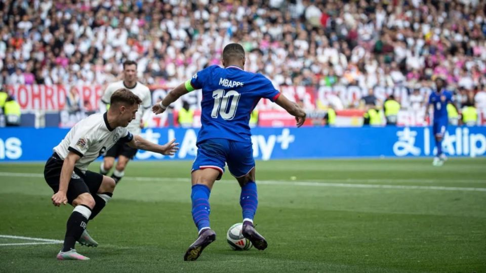 汉诺威球队在德国联赛中打破连败 汉诺威球队在德国联赛中打破连败