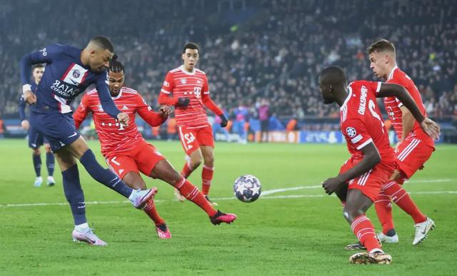 包含巴黎圣日尔曼对阵拜仁慕尼黑:决赛之争将有新变化的词条 包含巴黎圣日尔曼对阵拜仁慕尼黑:决赛之争将有新变化的词条