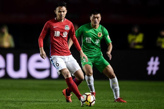 包含华夏幸福亚冠客场失利，遭遇两连败的词条