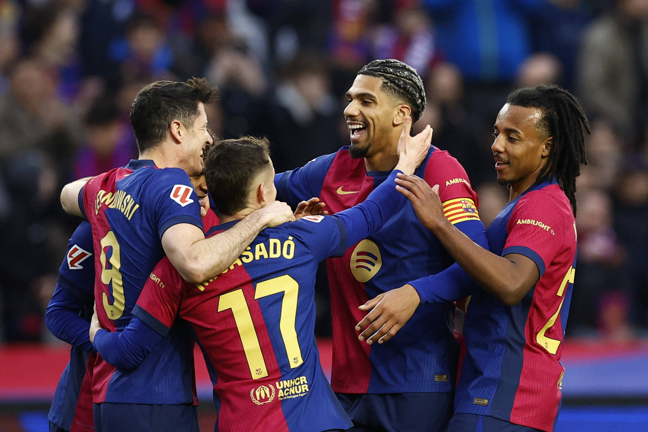 开云体育官方网站-包含马德里竞技风云变幻：西甲球队备战冬季转会的词条