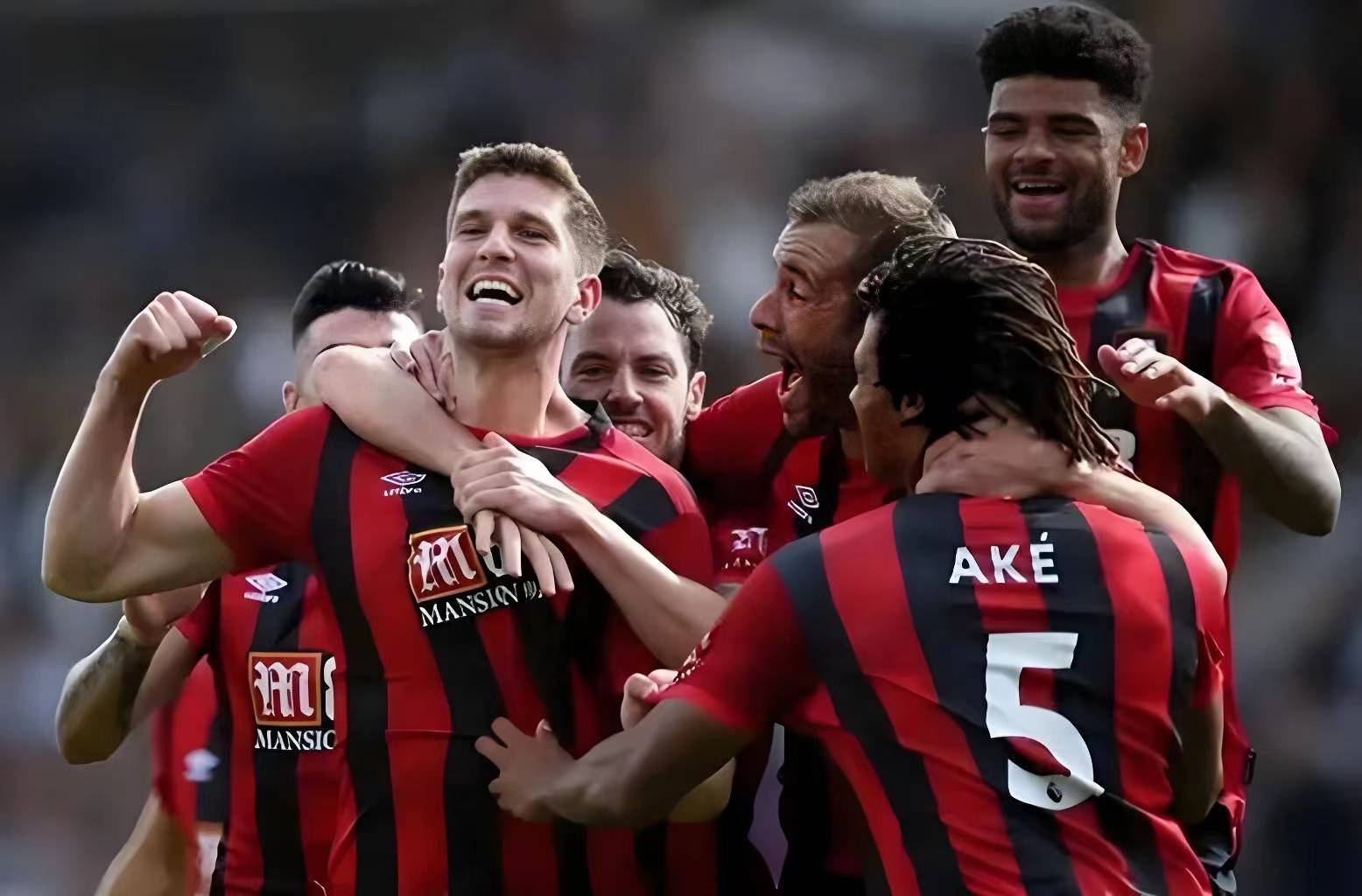 开云体育中国-欧冠重磅对决：AC米兰迎战曼城，表现神勇的简单介绍