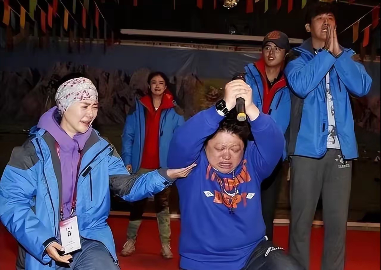 开云体育app-球员代表团前往非洲进行公益活动的简单介绍