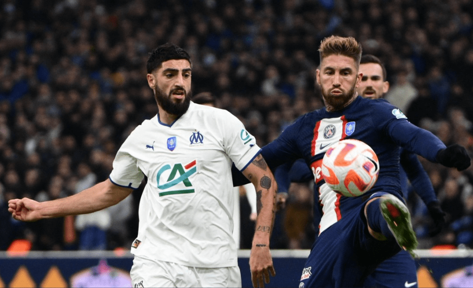 马赛后防军团表现出色，稳固防线不漏风的简单介绍