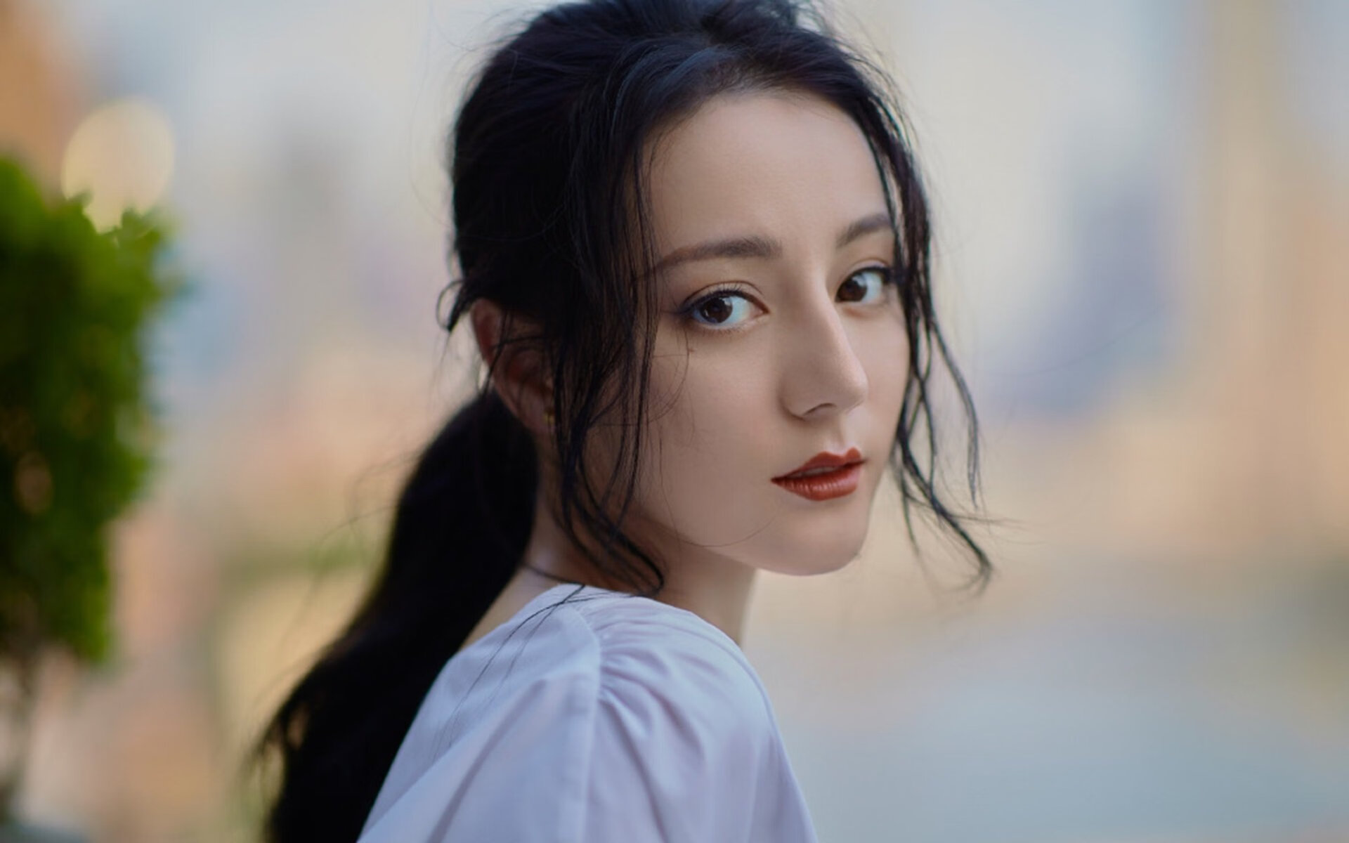 开云官网-当火箭升空遇见詹姆斯时刻，跨越篮球与足球的统治力交响