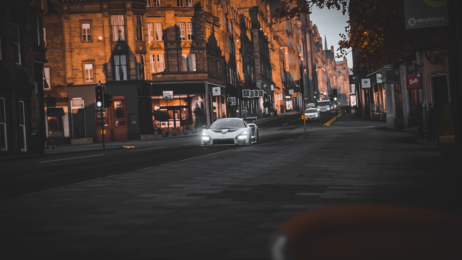 莱奥双响如利剑出鞘，巴黎主场疾风骤雨击溃尤文