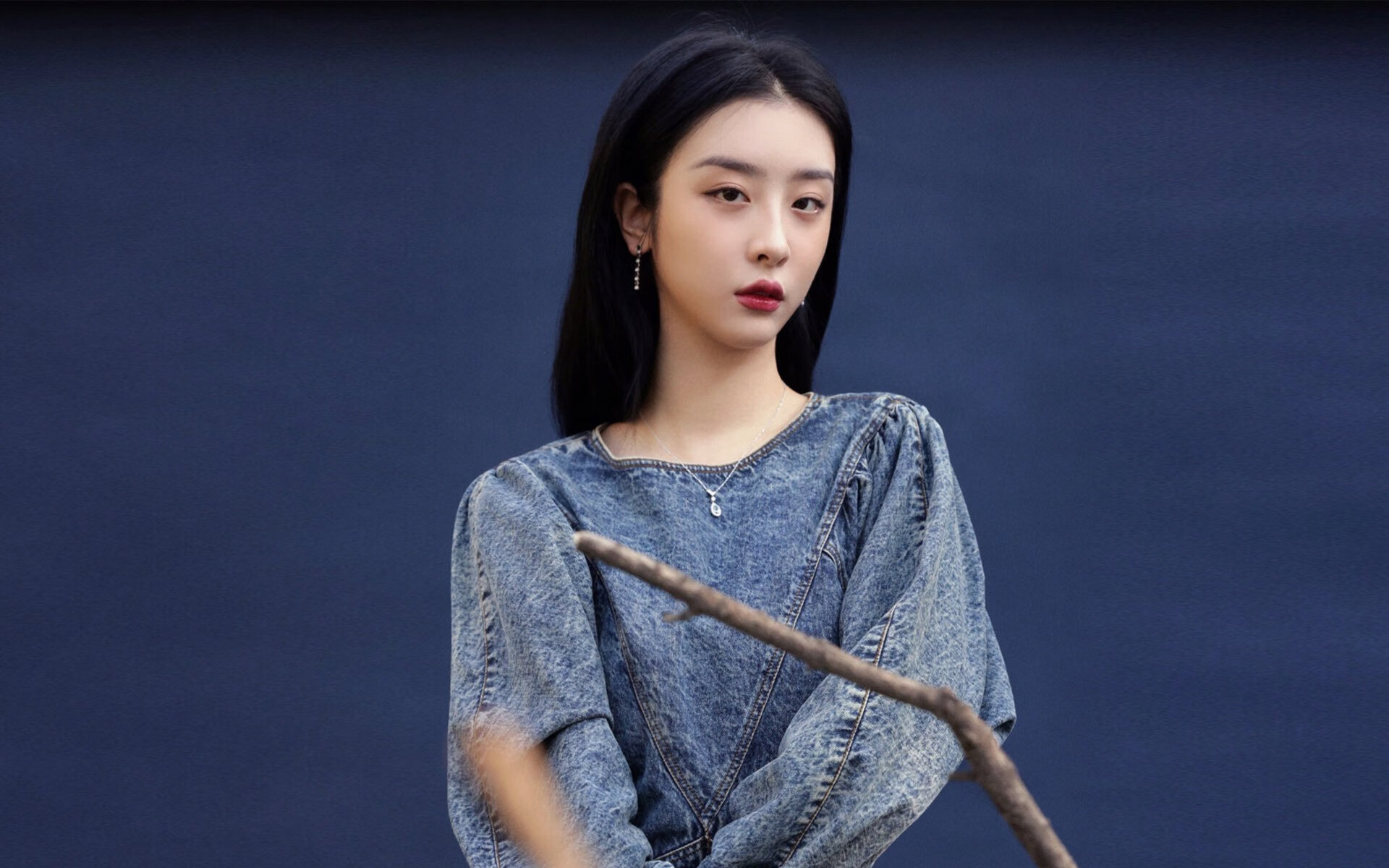 欧文独砍38分引领攻防，上海男篮稳稳拿下广厦队