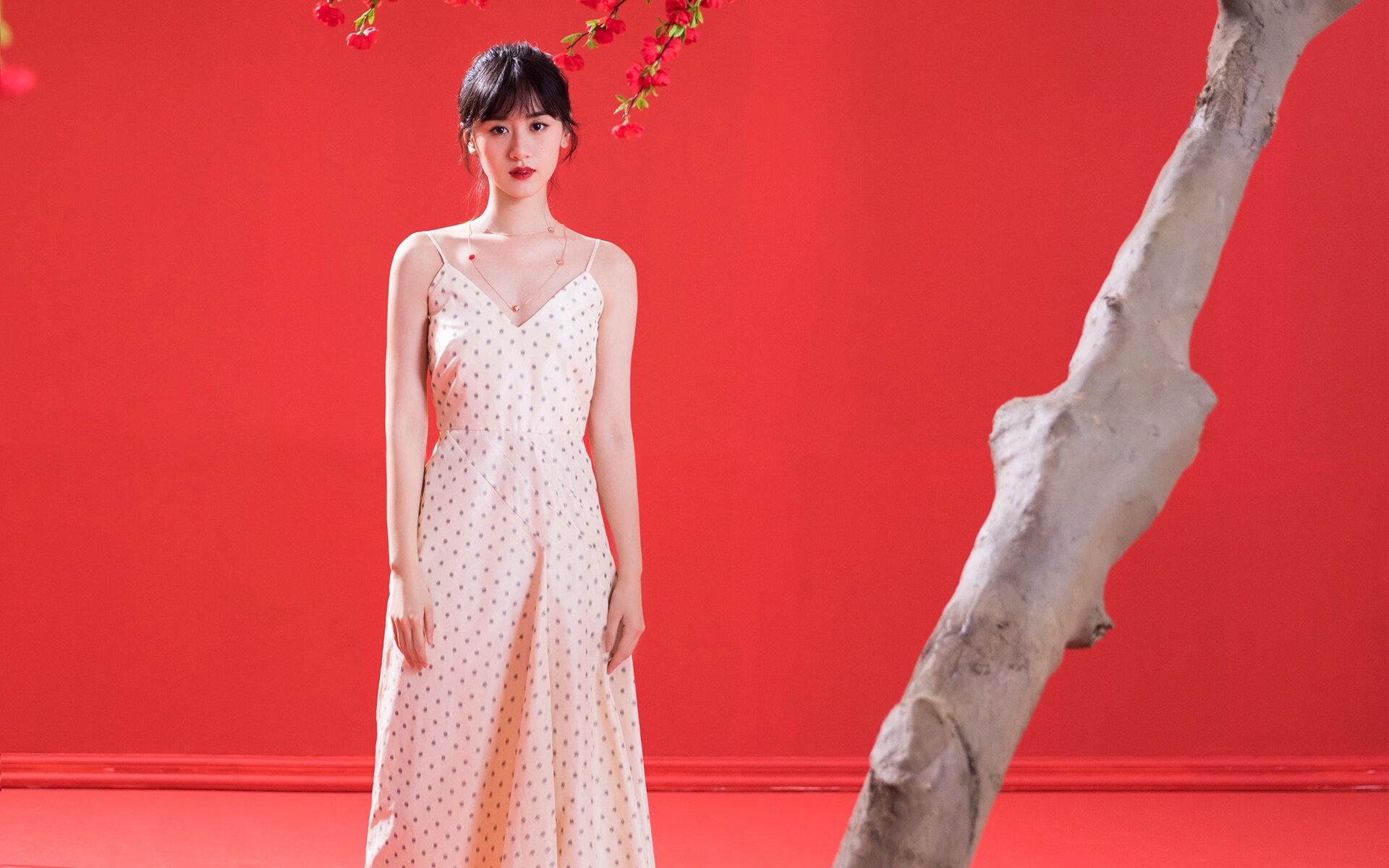 佛罗伦萨对阵卡塔尔,卡塞米罗撕裂中场迷雾,以节奏主宰绿茵风云