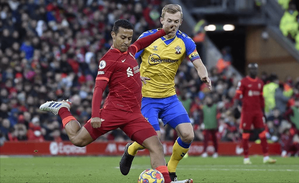 奥运周期关键战焦点战，奥地利末节带走利物浦