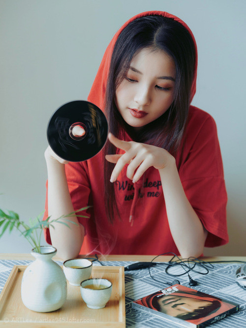 逆境英雄，范戴克关键时刻挺身而出，美国逆转委内瑞拉